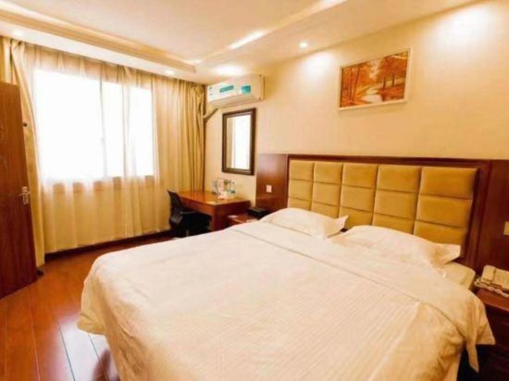Greentree Inn Suzhou Guanqian Yangyuxiang Metro Station Business Hotel Exterior photo