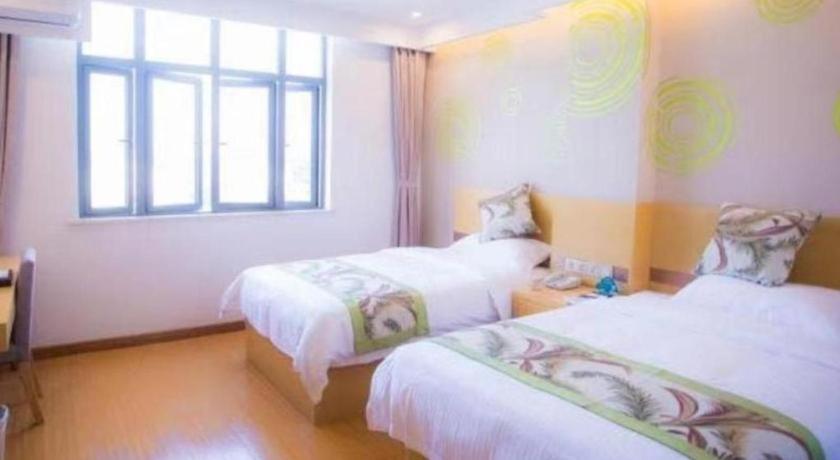 Greentree Inn Suzhou Guanqian Yangyuxiang Metro Station Business Hotel Exterior photo