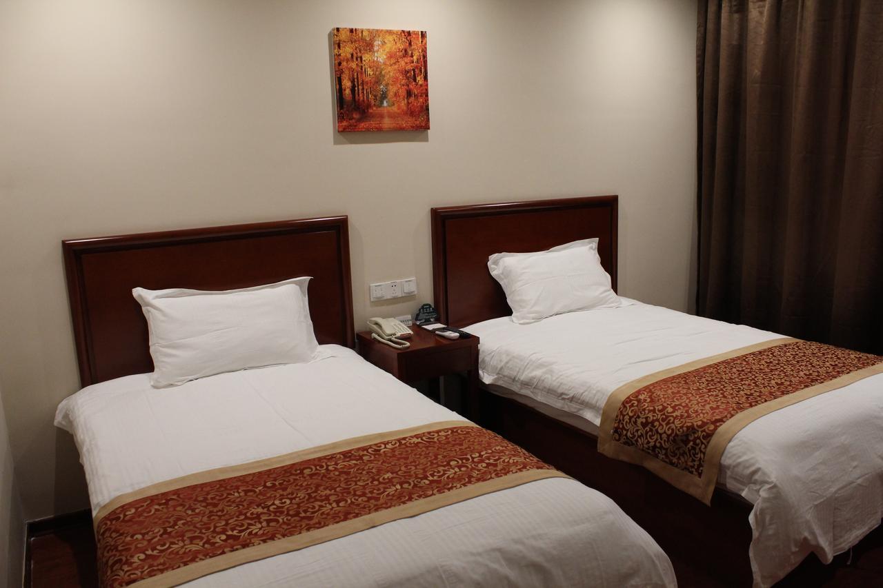 Greentree Inn Suzhou Guanqian Yangyuxiang Metro Station Business Hotel Exterior photo